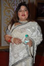 Dolly Bindra at ITA Awards red carpet in Mumbai on 4th Nov 2012,1 (107).JPG